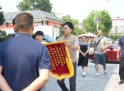 张家界司机高速上突发疾病，晕倒前尽全力熄火刹车救下整车韩国游客，自己不幸离世，年仅41岁，他是退役军人
